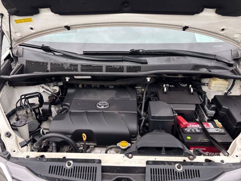 Used 2016 Toyota Sienna XLE Premium FWD image 20
