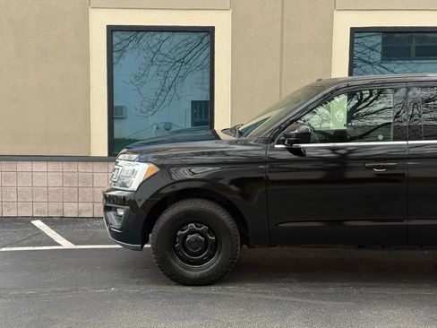 Used 2018 Ford Expedition XL w/ Fleet Convenience Package image 9