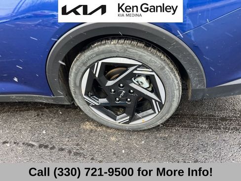 Certified 2025 Kia K4 EX image 24