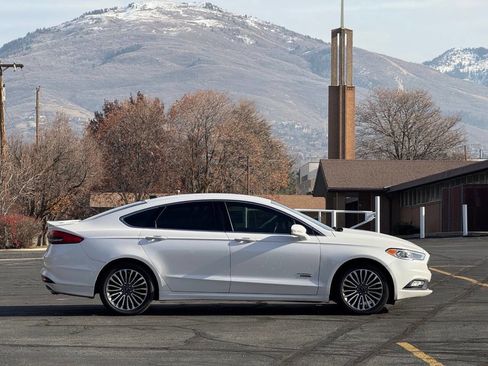 Used 2018 Ford Fusion Energi Titanium image 3