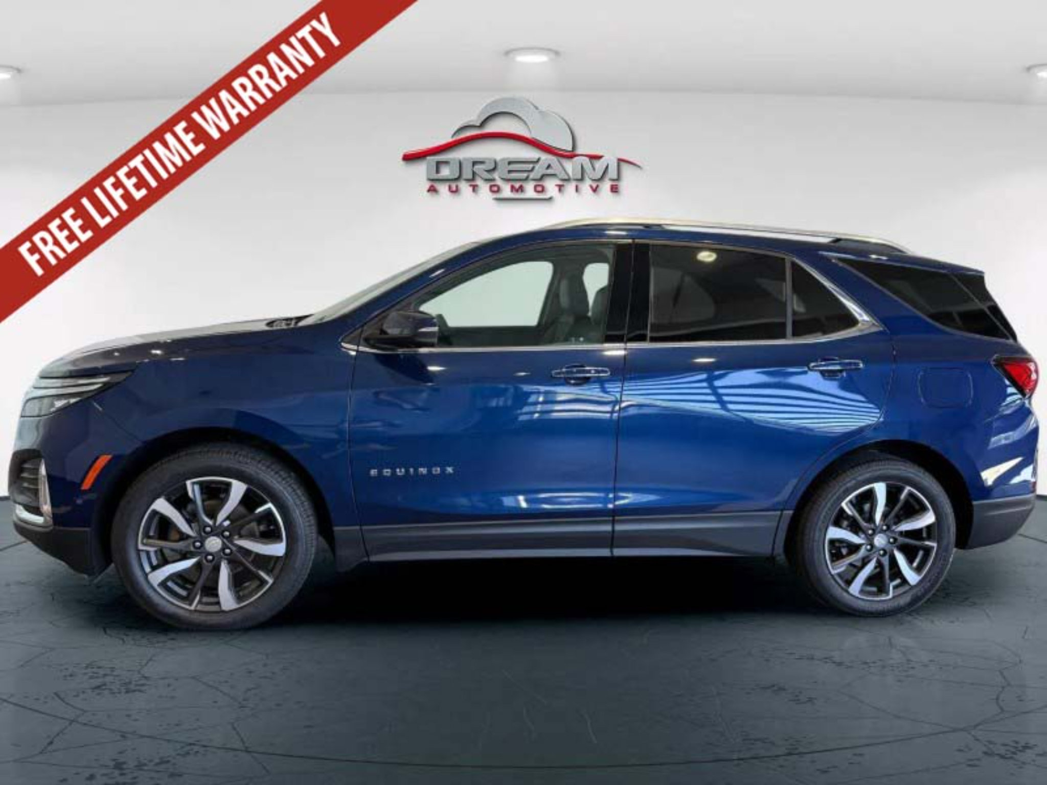 Used 2022 Chevrolet Equinox Premier AWD/4WD image 24