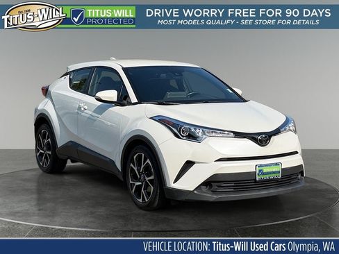 Used 2019 Toyota C-HR XLE FWD image 1