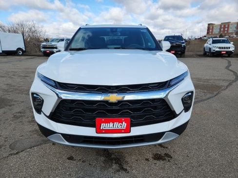 Certified 2024 Chevrolet Blazer LT w/ Convenience Package image 2