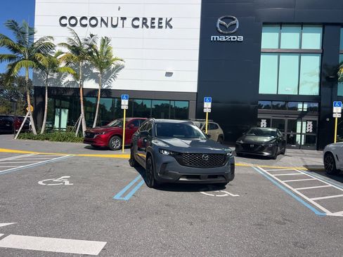 Used 2025 MAZDA CX-50 AWD 2.5 S w/ Select Package image 3