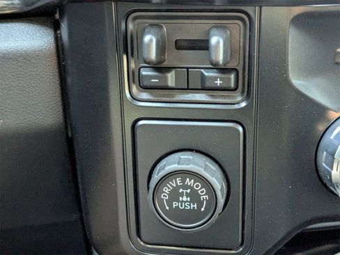 Used 2026 Ford F250 Lariat image 26