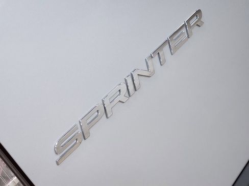 Used 2021 Mercedes-Benz Sprinter 3500 image 25