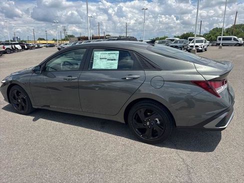 New 2026 Hyundai Elantra Sport FWD image 7