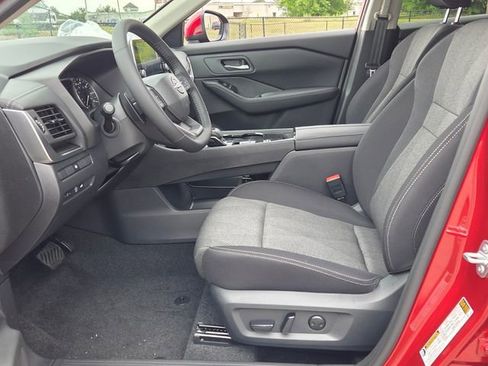 New 2026 Nissan Rogue SV FWD image 5
