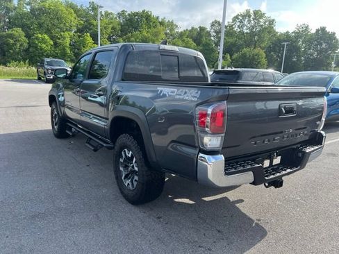 Used 2021 Toyota Tacoma TRD Off-Road AWD/4WD image 6