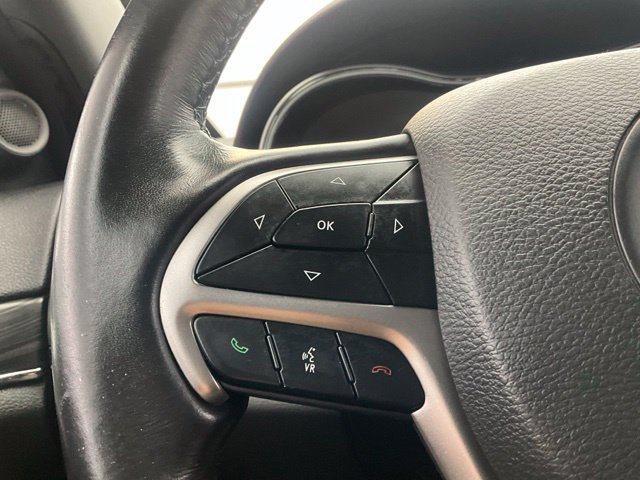 Used 2019 Jeep Grand Cherokee Limited AWD/4WD image 19