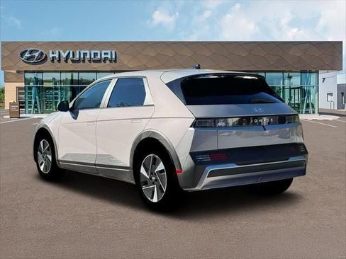 New 2026 Hyundai Ioniq 5 SEL AWD/4WD image 5