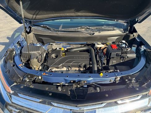 Used 2025 Chevrolet Equinox LT image 28