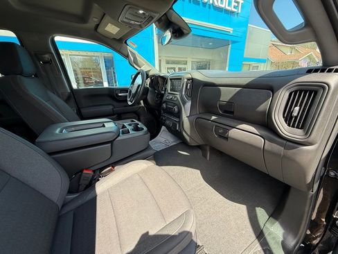 Used 2024 Chevrolet Silverado 1500 Custom AWD/4WD image 32