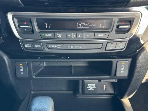 Certified 2017 Honda Ridgeline Black Edition image 14