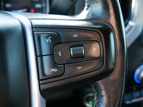 Used 2020 GMC Sierra 1500 SLE w/ SLE Value Package image 22