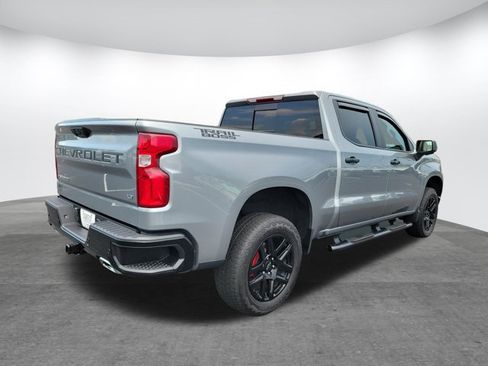 Used 2023 Chevrolet Silverado 1500 LT Trail Boss w/ LT Trail Boss Premium Package AWD/4WD image 7
