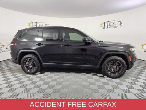 Certified 2024 Jeep Grand Cherokee Trailhawk AWD/4WD image 3