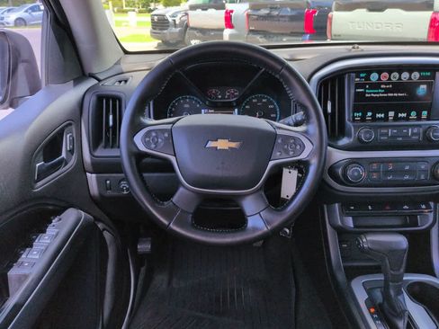 Used 2018 Chevrolet Colorado LT w/ Redline Special Edition RWD image 15