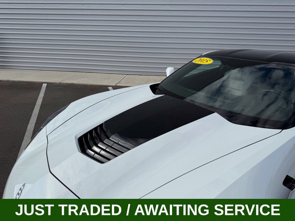 Used 2015 Chevrolet Corvette Stingray Coupe RWD image 12