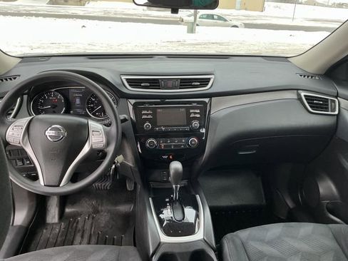 Used 2014 Nissan Rogue S image 27