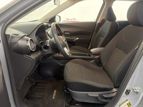 Used 2024 Nissan Kicks SV FWD image 14
