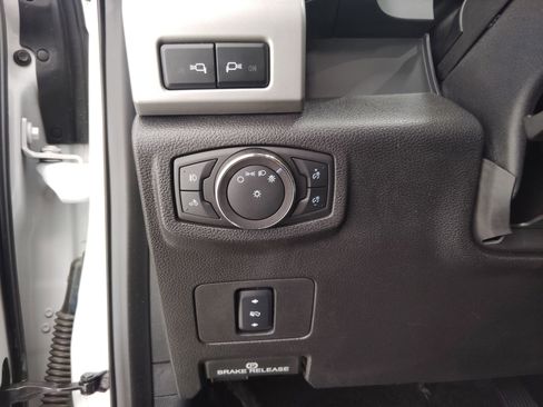 Used 2017 Ford F250 Lariat w/ Lariat Value Package image 24