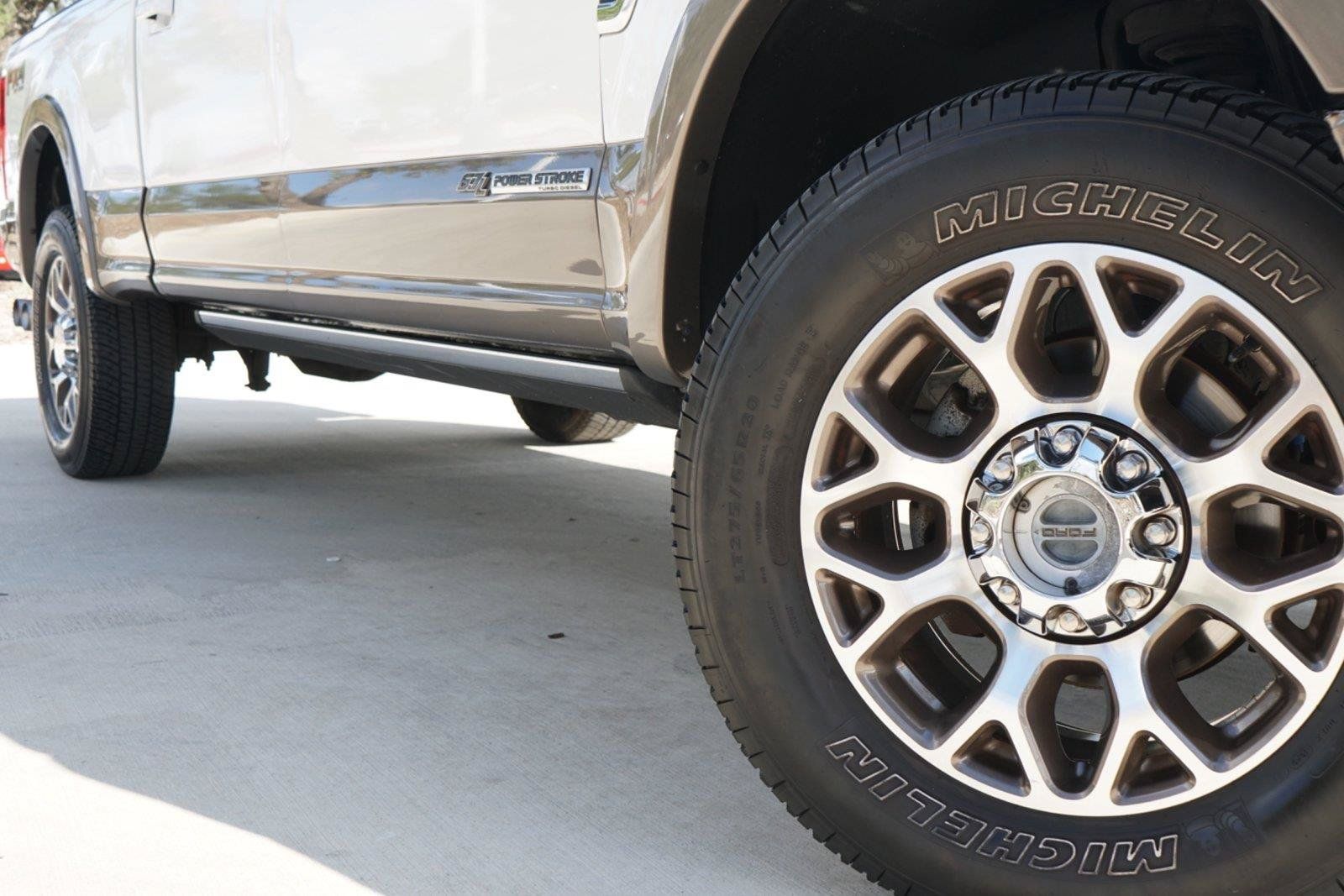 Used 2022 Ford F250 King Ranch w/ King Ranch Ultimate Package AWD/4WD image 2
