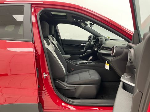 New 2026 Chevrolet Trax RS w/ Sunroof Package FWD image 15