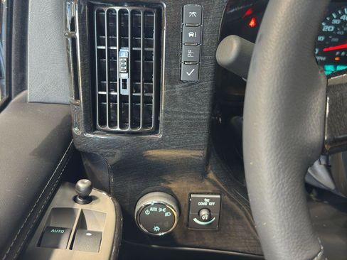 New 2025 GMC Savana 2500 image 43