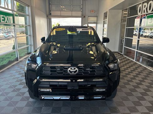 Used 2025 Toyota 4Runner TRD Sport Premium AWD/4WD image 2