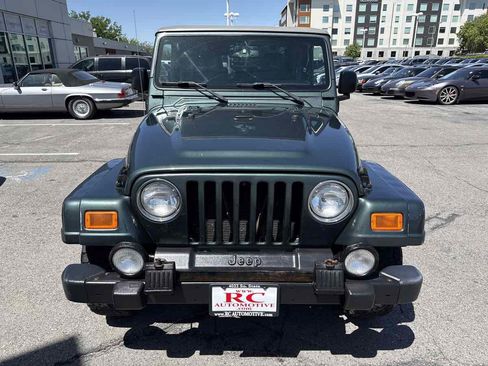 Used 2003 Jeep Wrangler Sahara AWD/4WD image 3