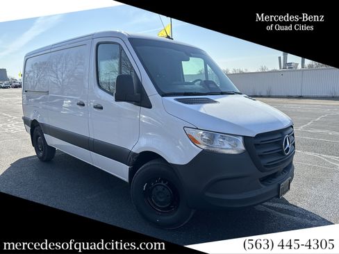 New 2025 Mercedes-Benz Sprinter 2500 image 1