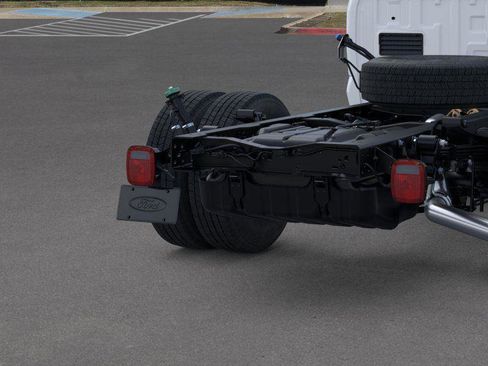 New 2025 Ford F350 XL image 21