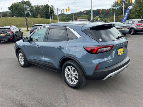 Used 2024 Ford Escape Active AWD/4WD image 5