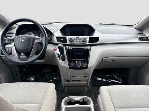 Used 2016 Honda Odyssey SE image 20