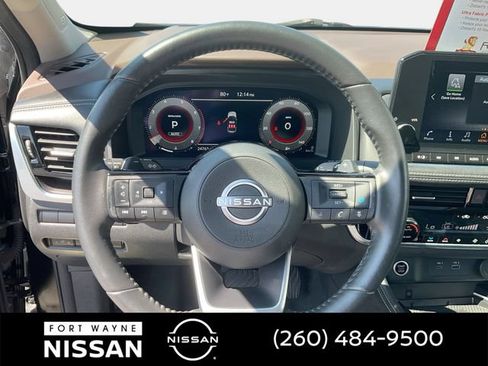 Used 2023 Nissan Rogue Platinum w/ Platinum Premium Package AWD/4WD image 21