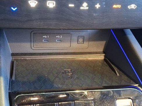 Used 2025 Nissan Murano SL image 25