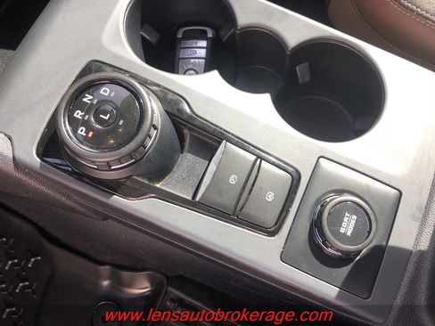 Used 2023 Ford Bronco Sport Outer Banks image 15