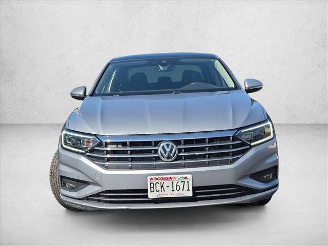Used 2019 Volkswagen Jetta SEL Premium FWD image 2