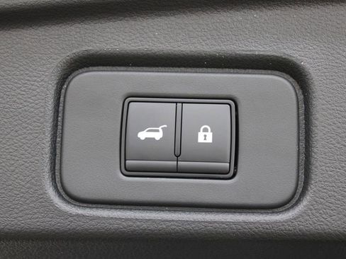 New 2026 Nissan Pathfinder Platinum w/ Cargo Package AWD/4WD image 32