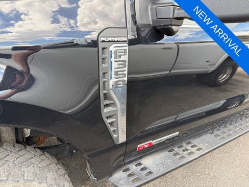 Used 2024 Ford F350 Platinum w/ Tremor Off-Road Package AWD/4WD image 8