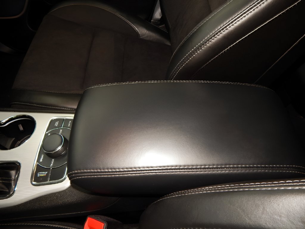 Used 2021 Jeep Grand Cherokee SRT AWD/4WD image 12