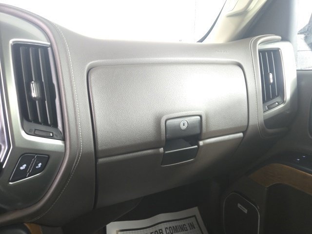 Used 2018 Chevrolet Silverado 1500 LTZ w/ Sport Package AWD/4WD image 25