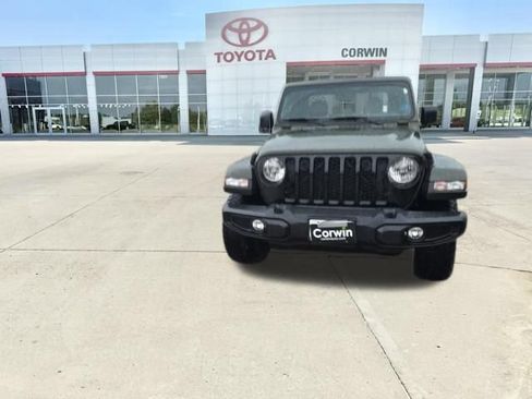 Used 2021 Jeep Gladiator Sport AWD/4WD image 20