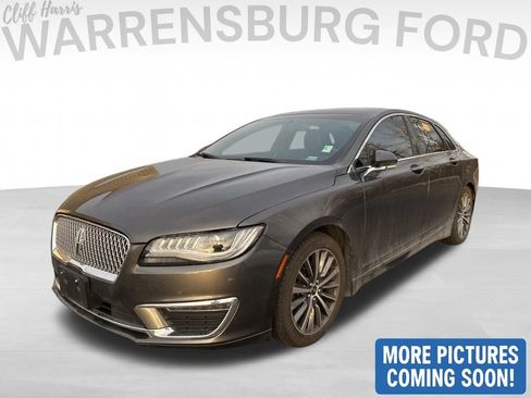 Used 2017 Lincoln MKZ Select image 3
