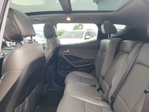 Used 2018 Hyundai Santa Fe Sport w/ 2.4L Tech Package 04 AWD/4WD image 6