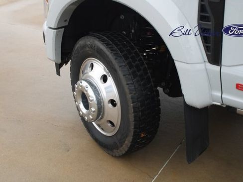 Certified 2025 Ford F450 Platinum w/ FX4 Off-Road Package AWD/4WD image 9