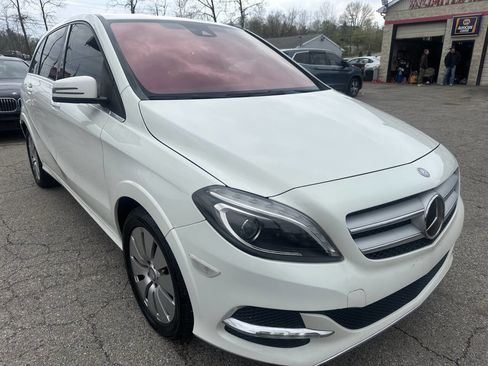 Used 2016 Mercedes-Benz B 250e image 4