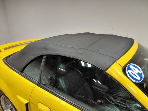 Used 2004 Ford Mustang GT image 8