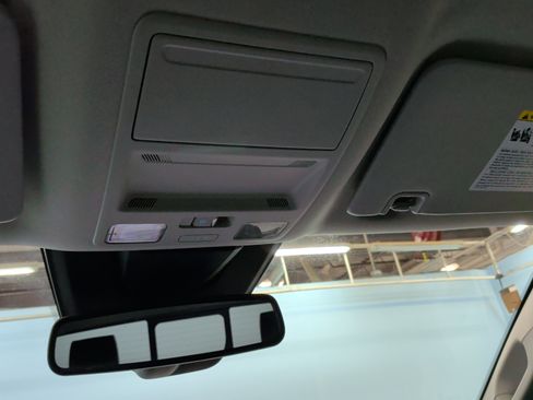 Used 2024 Ford Ranger Lariat w/ FX4 Off-Road Package image 29